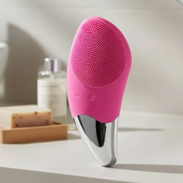 facial brush, facial cleansing brush, face scrubbing brush, exfoliating facial brush